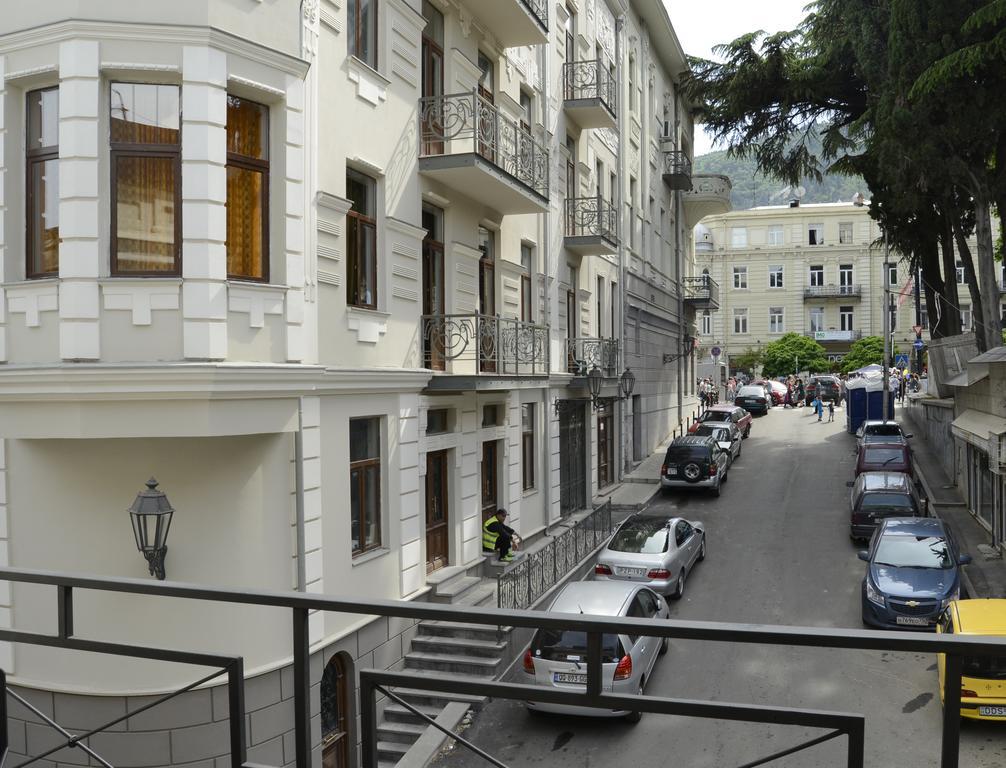 Opera Hotel Tbilisi Exterior foto