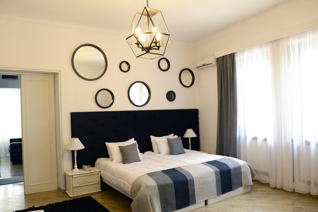 Opera Hotel Tbilisi Quarto foto